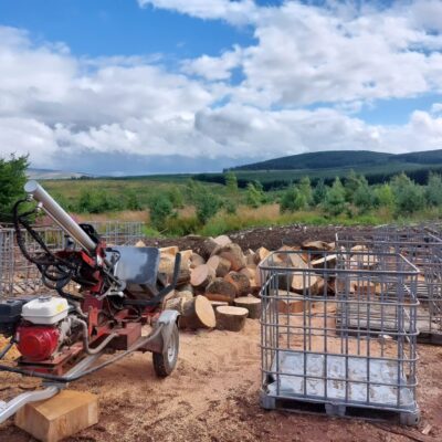 Blaze Firewood, Log Splitting